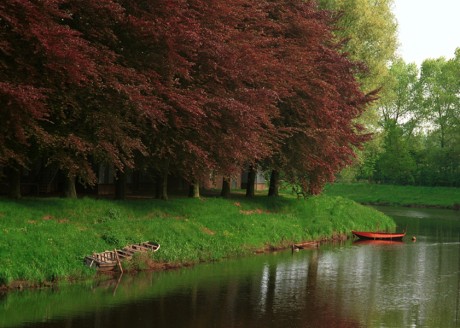 Red Objects